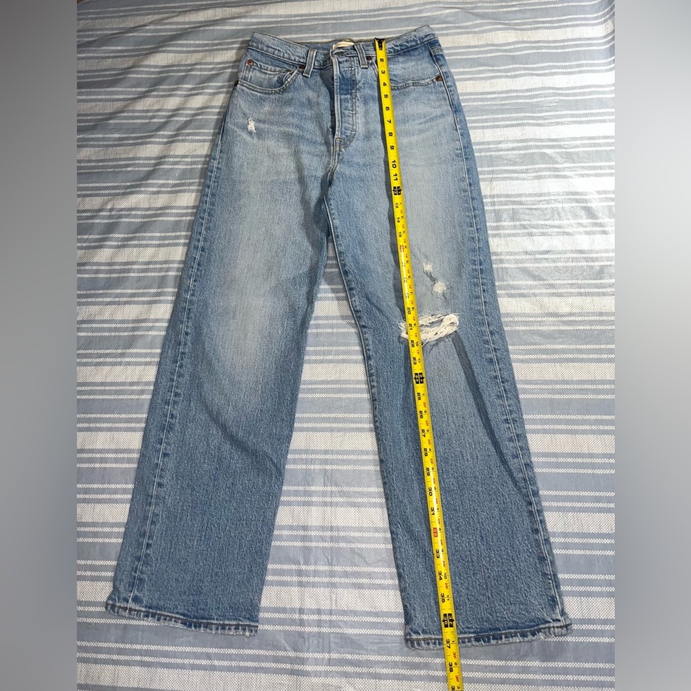 Levi's Ribcage Straight - Picture 7 of 9